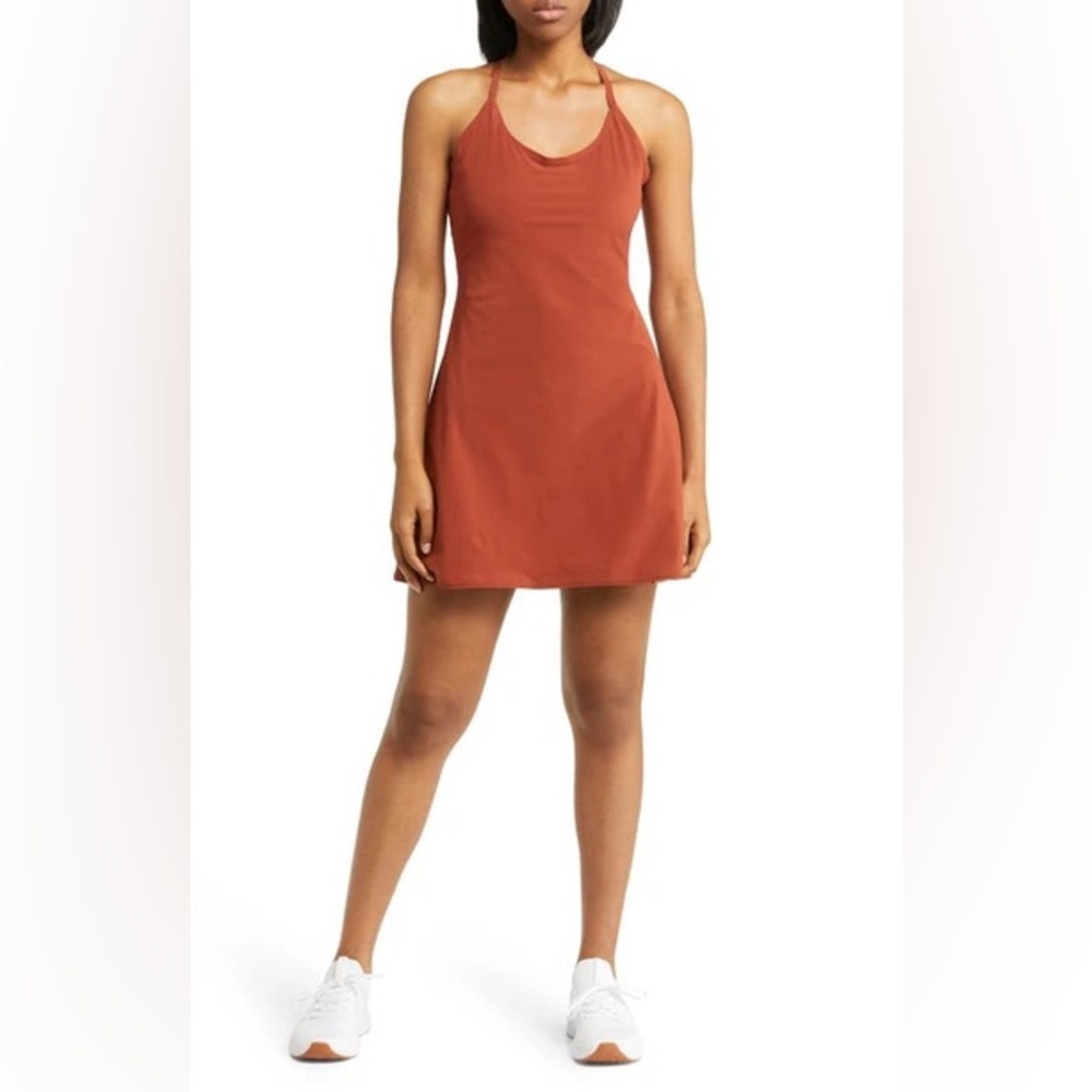 NWT Outdoor Voices Exercise Dress in size Medium, Saddle